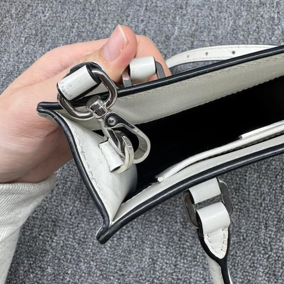 Prada Leather Satchel Bag 850-031025 - Picture 14 of 16